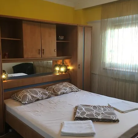 Fully-equipped 92 Sqm Apartment' Bucharest